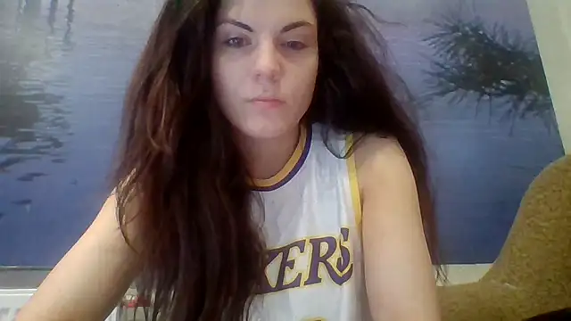 Snapshot of AliceTailor chatting on October 2025 07:08:01 AM AliceTailor online show from October 2025 07:08:01 AM