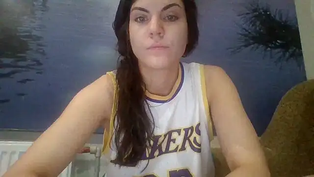 Snapshot of AliceTailor chatting on November 2025 09:28:01 PM AliceTailor online show from November 2025 09:28:01 PM