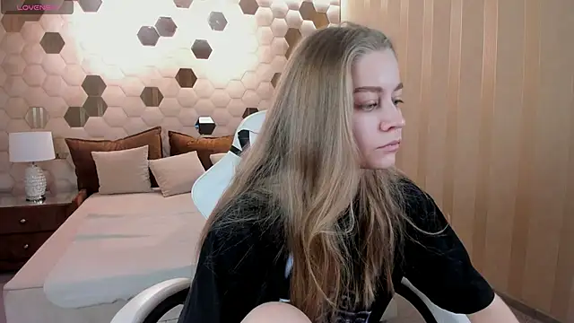 Polumna cute online show from March 2025 08:48:01 AM