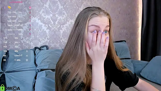 Polumna cute online show from October 2025 10:00:02 AM