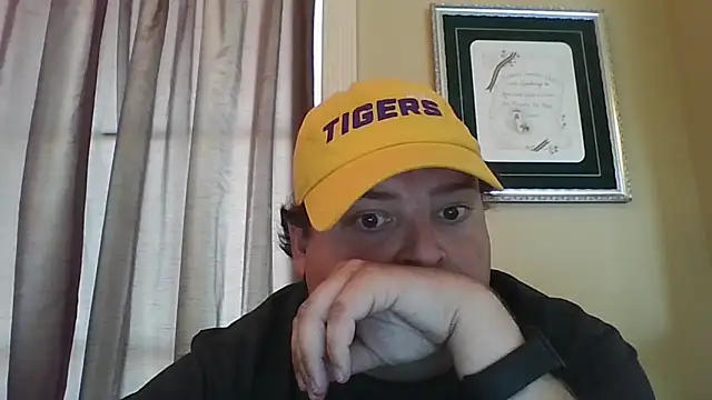 YelpedAverting online show from September 2025 09:14:02 PM