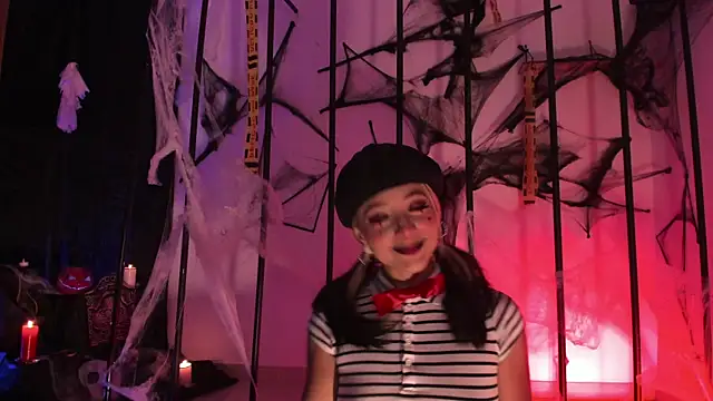 penny sweett  online show from October 2025 12:21:02 AM