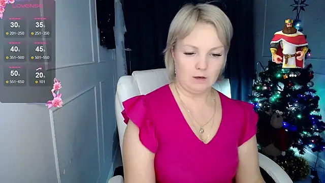 Juarnea online show from January 2025 08:43:02 PM