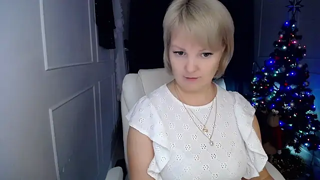 Juarnea online show from January 2025 02:42:01 PM