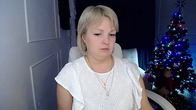 Juarnea online show from January 2025 08:47:01 PM