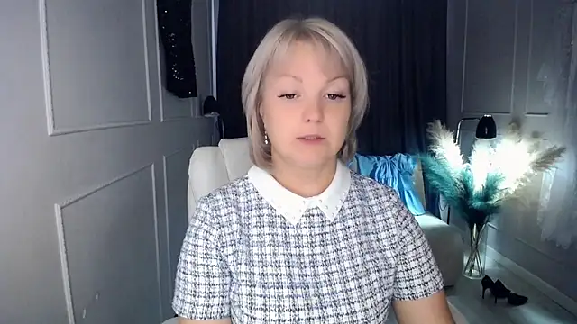 Juarnea online show from September 2025 11:21:01 AM