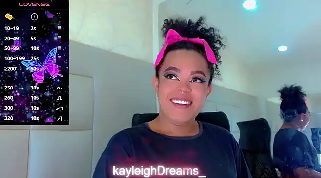 KayleighDreams  online show from February 2025 02:28:01 AM