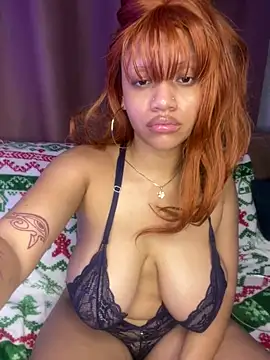 Snapshot of Charlotee_ chatting on December 2024 10:26:02 AM Charlotee online show from December 2024 10:26:02 AM