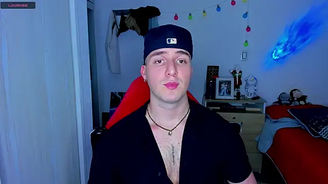 liam oficial02 online show from December 2024 04:11:01 AM