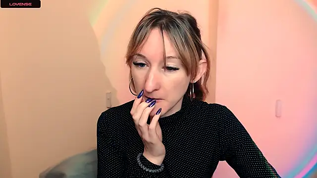 Snapshot of AmandaSell chatting on October 2025 07:19:02 AM AmandaSell online show from October 2025 07:19:02 AM