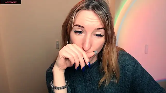 Snapshot of AmandaSell chatting on October 2025 09:48:01 AM AmandaSell online show from October 2025 09:48:01 AM