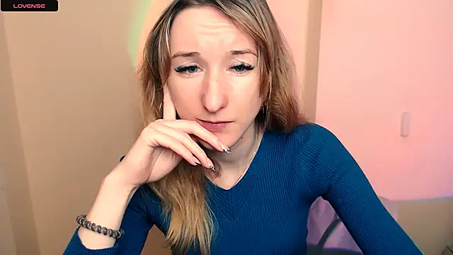 Snapshot of AmandaSell chatting on November 2025 08:26:02 AM AmandaSell online show from November 2025 08:26:02 AM