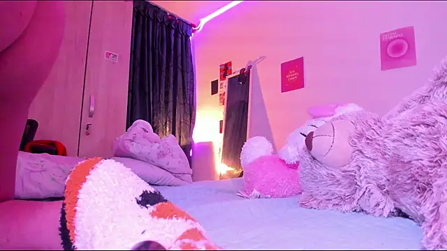 StephaniFox online show from January 2025 03:52:02 AM