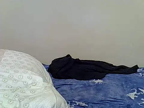 Snapshot of heather_savage chatting on February 2025 11:26:01 PM heather savage online show from February 2025 11:26:01 PM