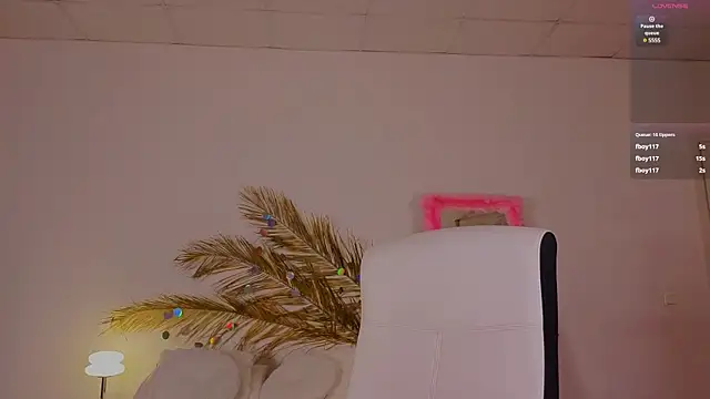mo11y kitten online show from March 2025 12:36:01 AM