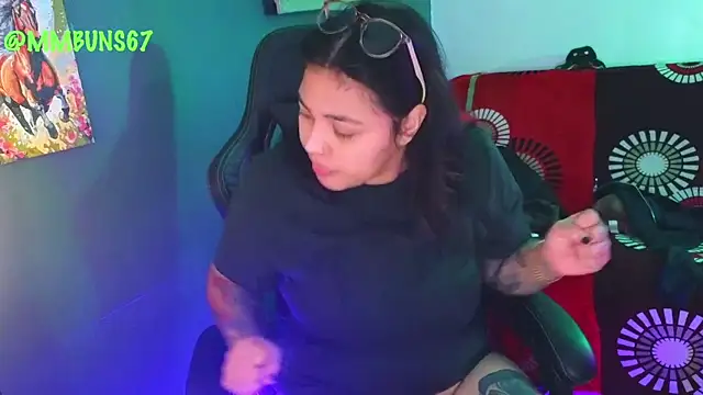 Snapshot of miacanela_xo chatting on October 2025 12:42:02 AM miacanela xo online show from October 2025 12:42:02 AM