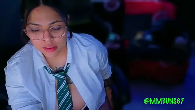 Snapshot of miacanela_xo chatting on November 2025 12:56:01 AM miacanela xo online show from November 2025 12:56:01 AM