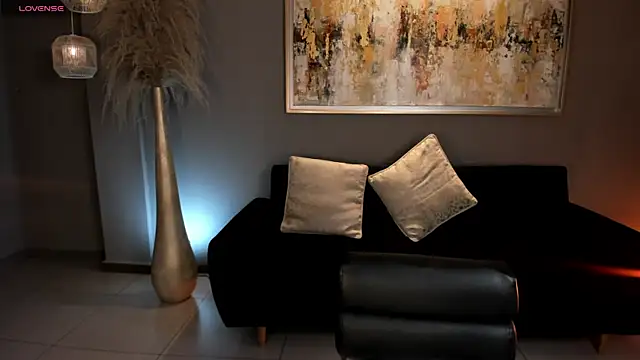 NicoleSanz  online show from February 2025 10:20:02 AM
