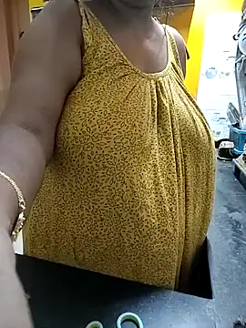 Snapshot of ANUBHABI chatting on October 2025 04:18:02 PM ANUBHABI online show from October 2025 04:18:02 PM