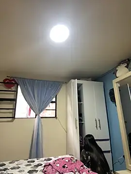 Snapshot of Kimmymadison- chatting on October 2025 05:03:01 PM Kimmymadison- online show from October 2025 05:03:01 PM