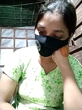 Snapshot of Aruyeshi- chatting on October 2025 12:16:02 PM Aruyeshi- online show from October 2025 12:16:02 PM