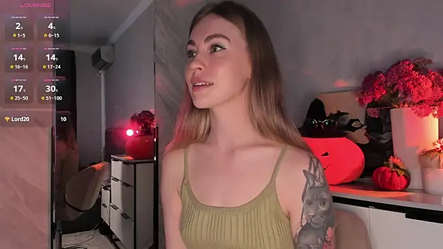 Snapshot of LoveGameSexx chatting on October 2025 10:16:02 AM LoveGameSexx online show from October 2025 10:16:02 AM