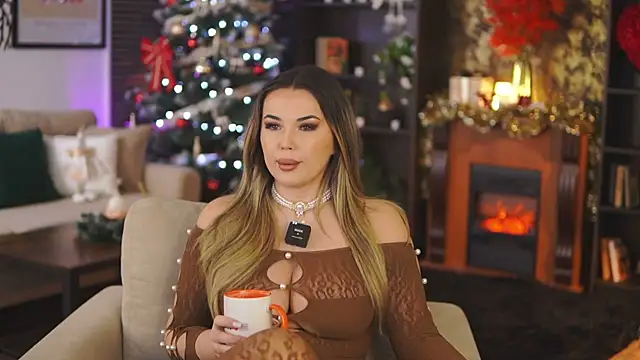 EvaSunderland online show from December 2024 08:47:02 PM