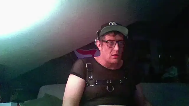 Bigthroaterboy online show from December 2024 10:01:02 PM