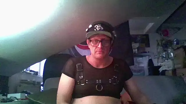 Bigthroaterboy online show from December 2024 01:33:01 PM