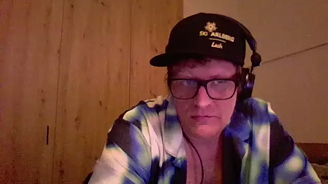 Bigthroaterboy online show from January 2025 09:47:01 PM