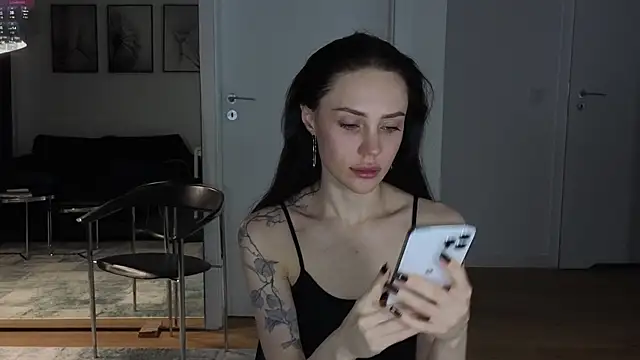 Snapshot of Sara_Tranquil chatting on November 2025 09:30:02 PM Sara Tranquil online show from November 2025 09:30:02 PM