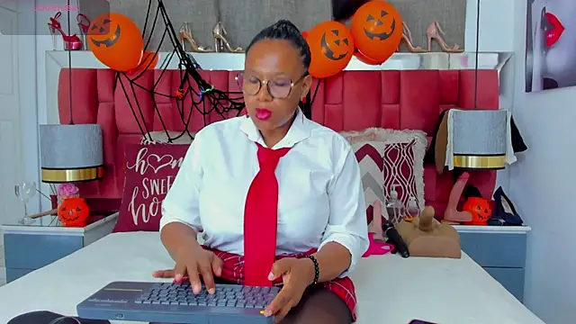 ShantalDior online show from October 2025 03:29:02 AM