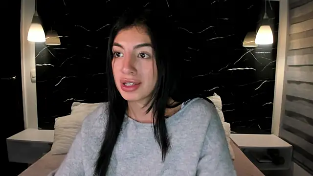 ANTONELLA  ROUSE  online show from December 2024 07:44:01 AM