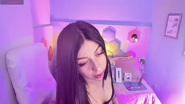 Melissa Koster online show from March 2025 05:24:02 AM