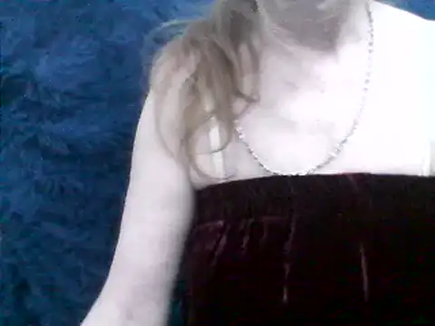CarlyTreat online show from December 2024 06:25:01 PM
