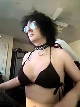 Snapshot of YandereDemon chatting on October 2025 07:22:02 PM YandereDemon online show from October 2025 07:22:02 PM