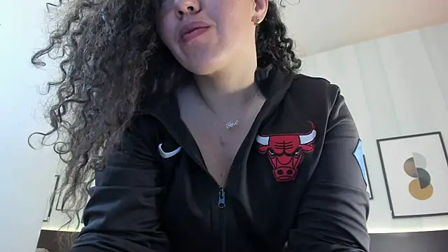 Valeria  soler online show from January 2025 07:55:01 PM