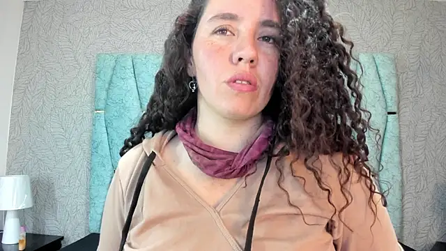 Valeria  soler online show from September 2025 12:48:01 PM
