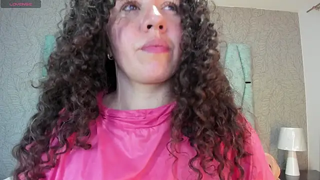 Valeria  soler online show from November 2025 06:20:01 PM