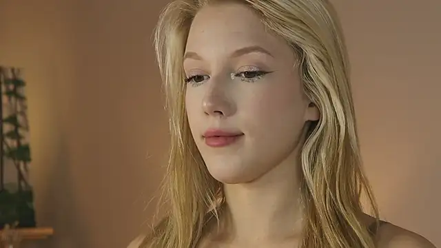 AliceLebel online show from September 2025 04:12:02 AM