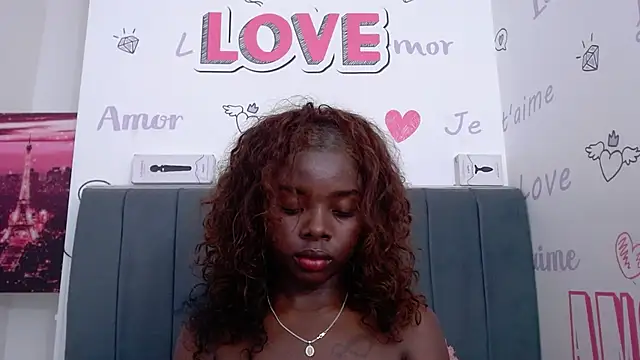 Snapshot of KilyetVera3x chatting on February 2025 06:58:02 AM KilyetVera3x online show from February 2025 06:58:02 AM