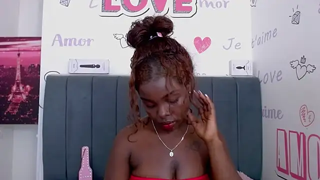 Snapshot of KilyetVera3x chatting on February 2025 04:57:01 AM KilyetVera3x online show from February 2025 04:57:01 AM