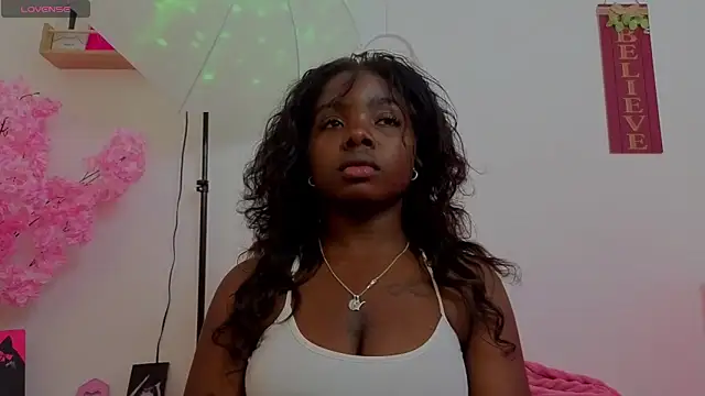 Snapshot of KilyetVera3x chatting on September 2025 07:41:01 AM KilyetVera3x online show from September 2025 07:41:01 AM