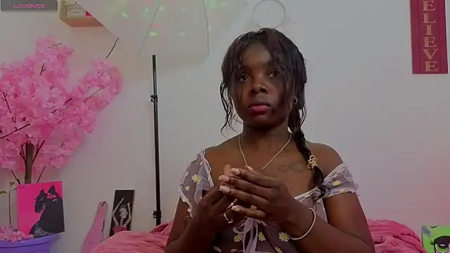 Snapshot of KilyetVera3x chatting on September 2025 08:26:01 AM KilyetVera3x online show from September 2025 08:26:01 AM