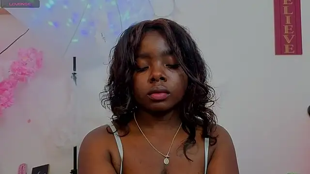 Snapshot of KilyetVera3x chatting on October 2025 05:30:01 AM KilyetVera3x online show from October 2025 05:30:01 AM