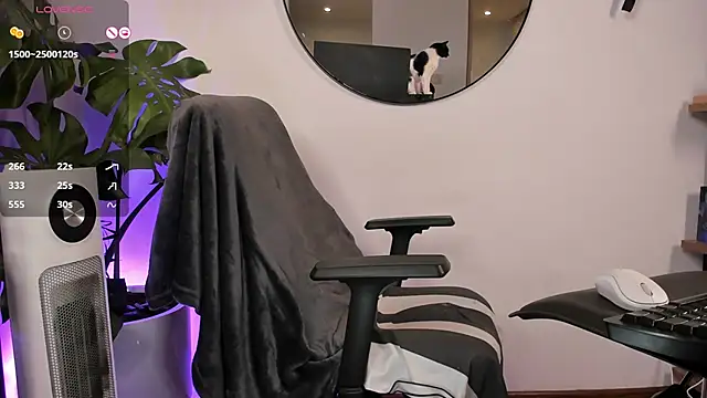 Snapshot of ariana_fitl_ chatting on January 2025 06:03:01 AM ariana fitl online show from January 2025 06:03:01 AM