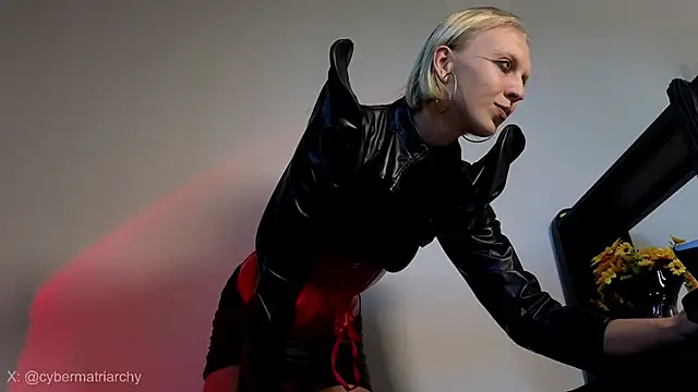 Snapshot of Martha_Hoffman chatting on October 2025 06:46:02 AM Martha Hoffman online show from October 2025 06:46:02 AM