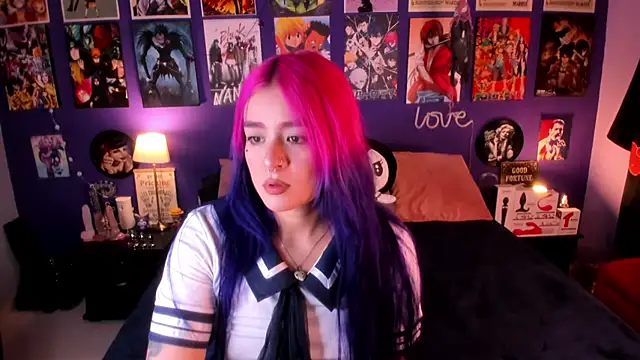 anne cross online show from October 2025 12:01:02 AM