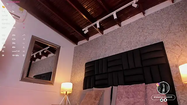 iara martinez online show from September 2025 12:43:02 PM