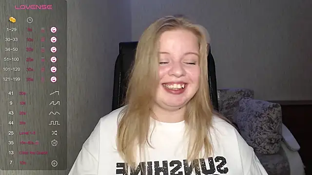 Angelic Lika online show from November 2025 03:23:01 PM